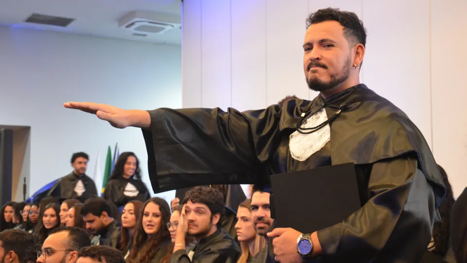 Colação de Grau 2024/1 - Uberlândia - Noite (Milton Santos)Colação de Grau 2024/1 - Uberlândia - Noite (Milton Santos)