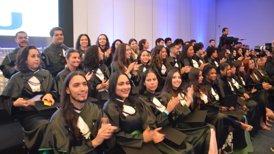 Colação de Grau 2024/1 - Uberlândia - Noite (Milton Santos)Colação de Grau 2024/1 - Uberlândia - Noite (Milton Santos)