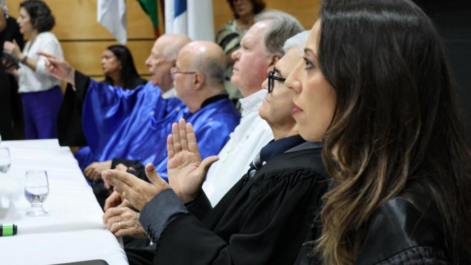 Cerimônia de posse de Carlos Henrique de Carvalho no cargo de reitor da UFU (foto: Marco Cavalcanti)