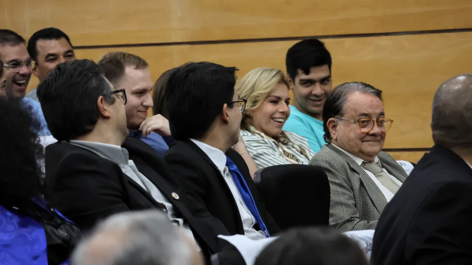 Cerimônia de posse de Carlos Henrique de Carvalho no cargo de reitor da UFU (foto: Marco Cavalcanti)