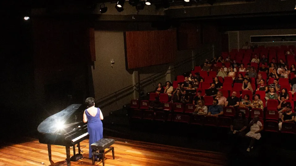 Inauguração do Teatro da UFU. (Foto: Luiza Anselmo)