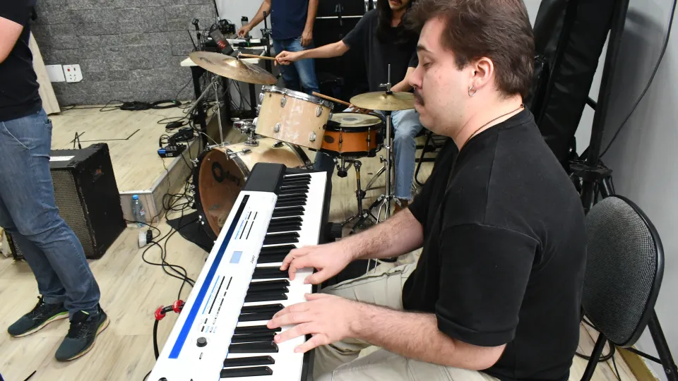 'Contraponto' do programa 'Trocando em Miúdos' completa 10 anos com gravação especial 