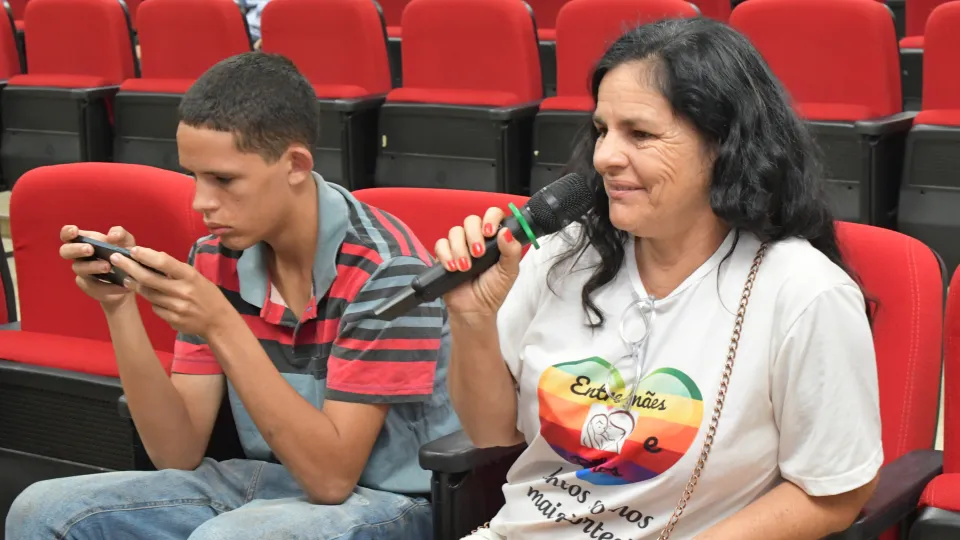 'Contraponto' do programa 'Trocando em Miúdos' completa 10 anos com gravação especial 