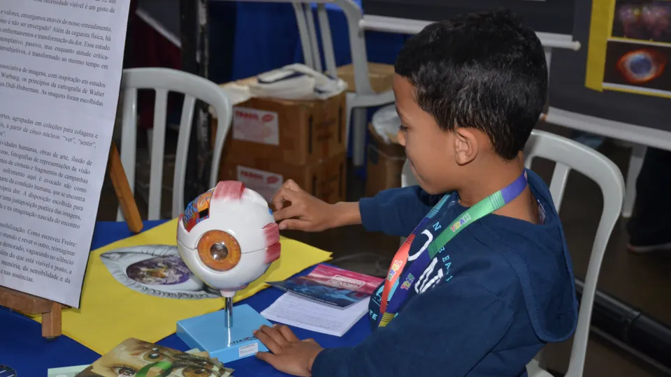 Mostra ‘A ciência está aqui', no Terminal Central de Uberlândia (foto: Milton Santos)