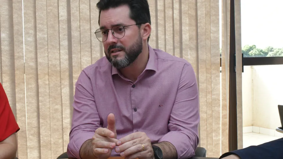 UFU assina contrato para retomada das obras de construção do Campus de Patos de Minas (Fotos Milton Santos)