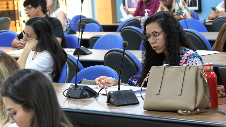 Novos servidores tomam na UFU (fotos: Marco Cavalcanti)