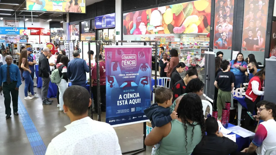 A mostra "A ciência está aqui" faz parte do Comunica Ciência, encontro promovido pela Universidade Federal de Uberlândia (UFU) e que reúne pesquisadores e comunicadores (foto: Marco Cavalcanti)