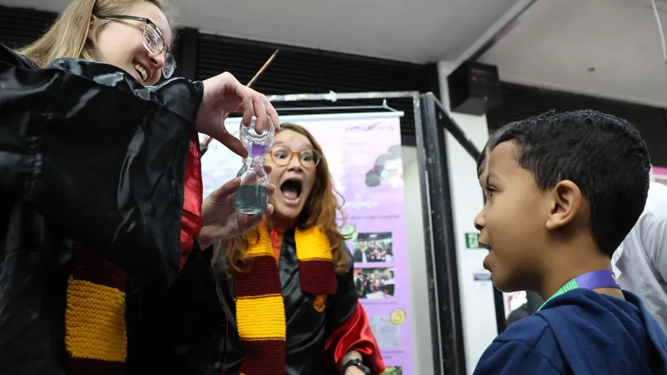 A mostra "A ciência está aqui" faz parte do Comunica Ciência, encontro promovido pela Universidade Federal de Uberlândia (UFU) e que reúne pesquisadores e comunicadores (foto: Marco Cavalcanti)