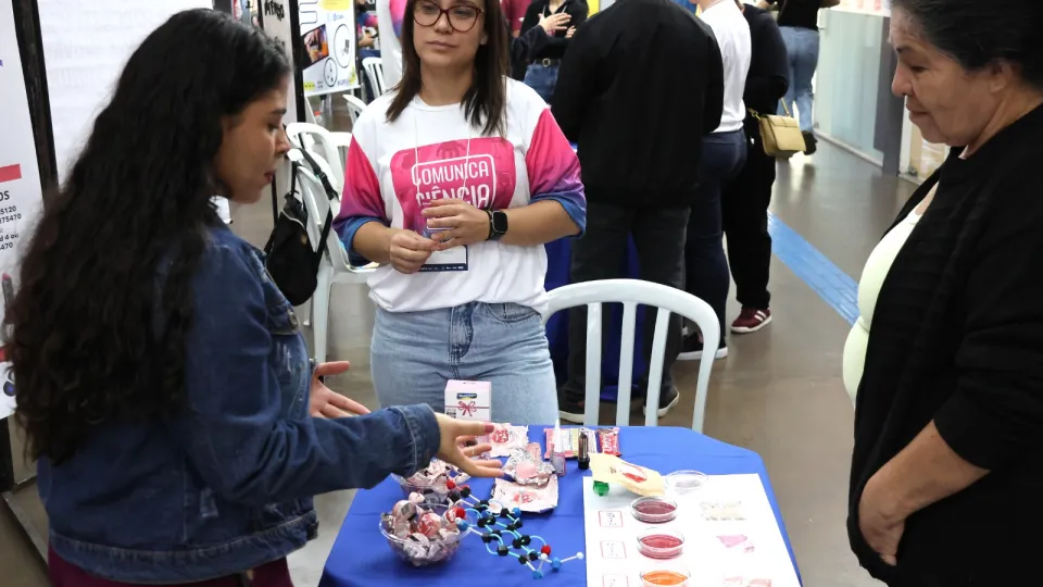 A mostra "A ciência está aqui" faz parte do Comunica Ciência, encontro promovido pela Universidade Federal de Uberlândia (UFU) e que reúne pesquisadores e comunicadores (foto: Marco Cavalcanti)