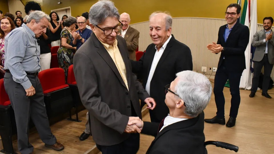 Homenagem ao ex-reitor da UFU Nestor Barbosa de Andrade (Fotos: Milton Santos) 