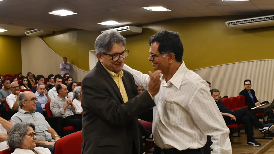 Homenagem ao ex-reitor da UFU Nestor Barbosa de Andrade (Fotos: Milton Santos) 