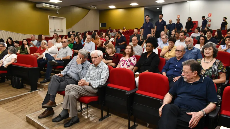 Homenagem ao ex-reitor da UFU Nestor Barbosa de Andrade (Fotos: Milton Santos) 