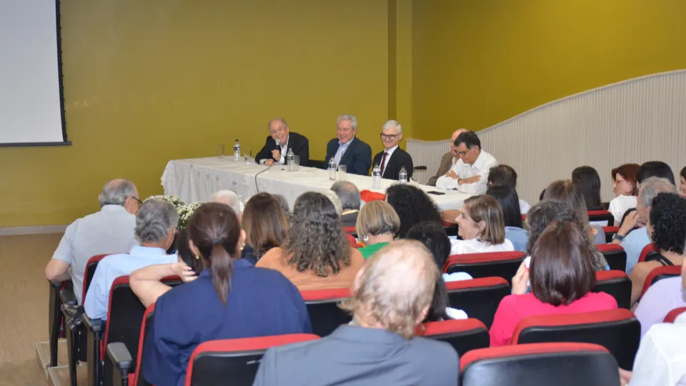 Homenagem ao ex-reitor da UFU Nestor Barbosa de Andrade (Fotos: Milton Santos) 