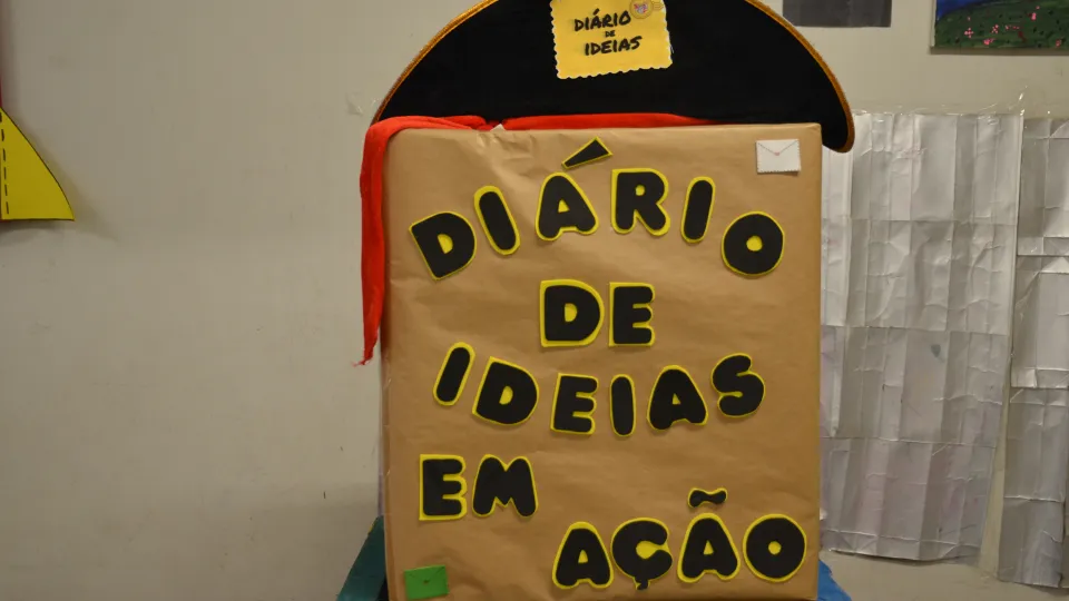  "Diário de Ideias em descobertas com IA " (Fotos: Milton Santos)