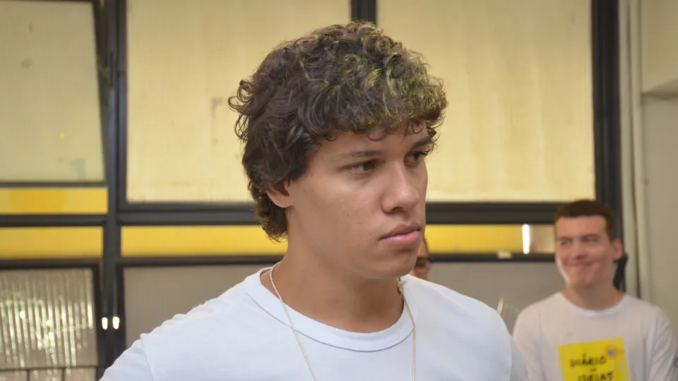  "Diário de Ideias em descobertas com IA " (Fotos: Milton Santos)