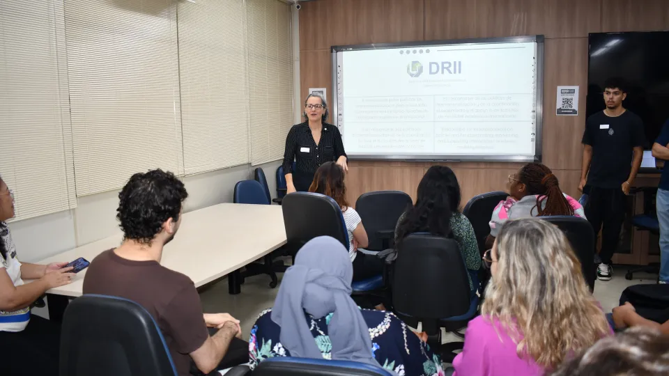 Os alunos do programa de Estudantes-Convênio de Português como Lingua Estrangeira/ Foto: Milton Santos