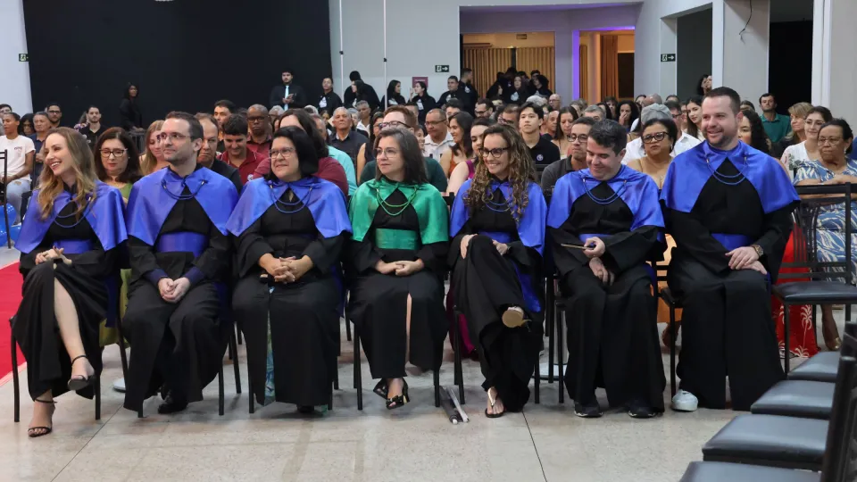 Colaram Grau 20 alunos de três cursos de graduação (foto: Marco Cavalcanti)