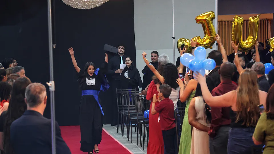 Colaram Grau 20 alunos de três cursos de graduação (foto: Marco Cavalcanti)