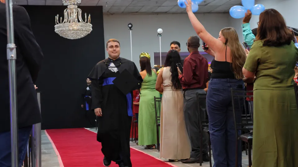 Colaram Grau 20 alunos de três cursos de graduação (foto: Marco Cavalcanti)