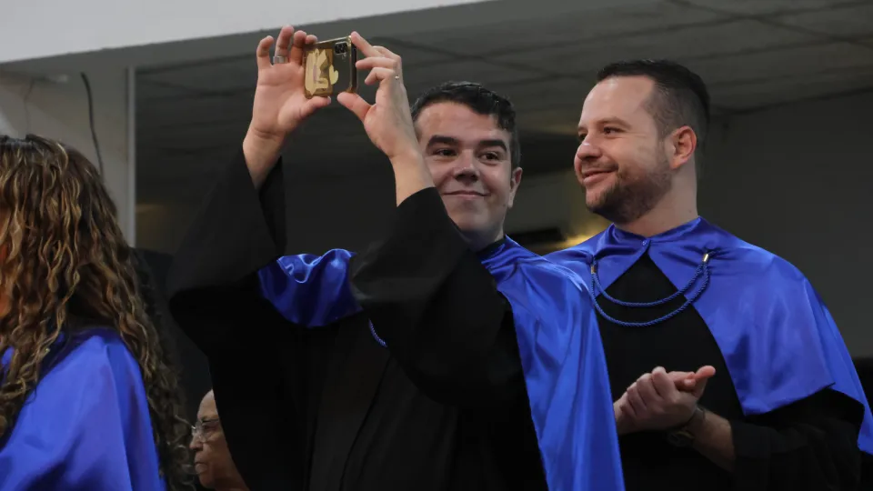 Colaram Grau 20 alunos de três cursos de graduação (foto: Marco Cavalcanti)