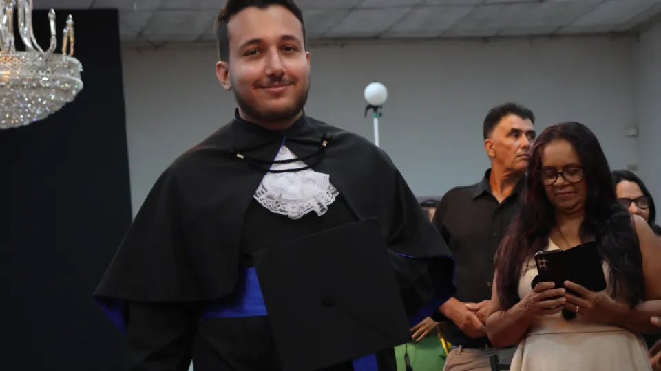 Colaram Grau 20 alunos de três cursos de graduação (foto: Marco Cavalcanti)