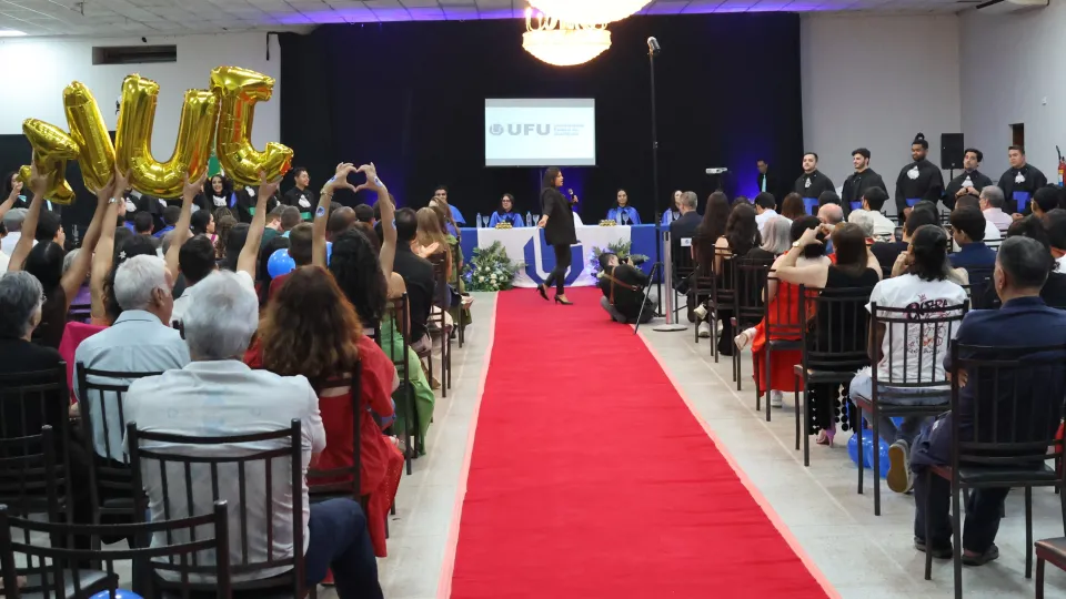 Colaram Grau 20 alunos de três cursos de graduação (foto: Marco Cavalcanti)