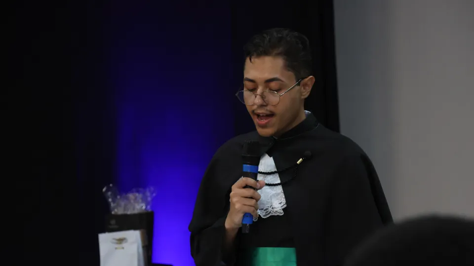 Colaram Grau 20 alunos de três cursos de graduação (foto: Marco Cavalcanti)