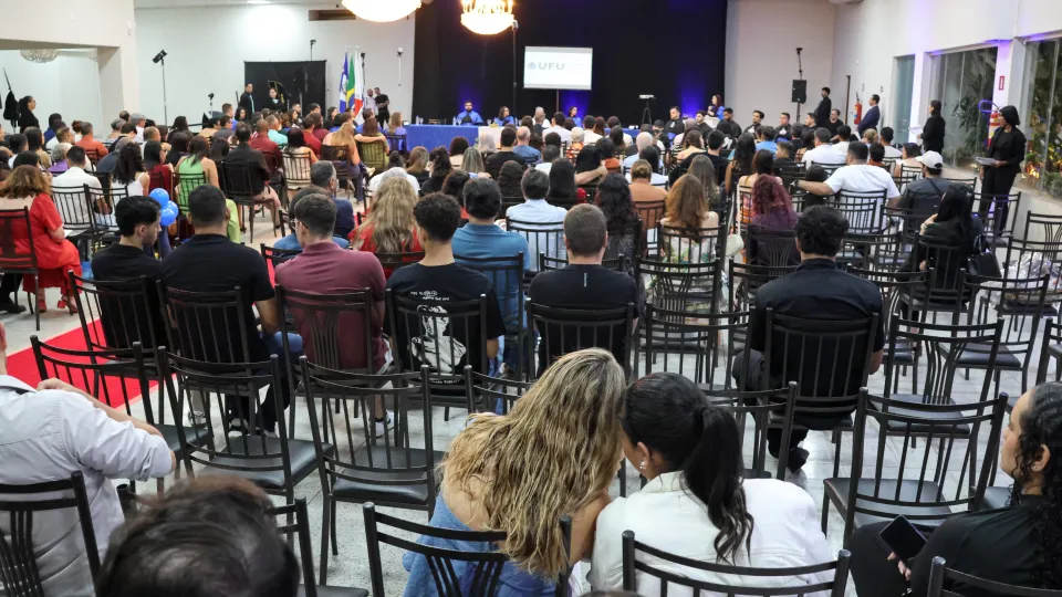 Colaram Grau 20 alunos de três cursos de graduação (foto: Marco Cavalcanti)