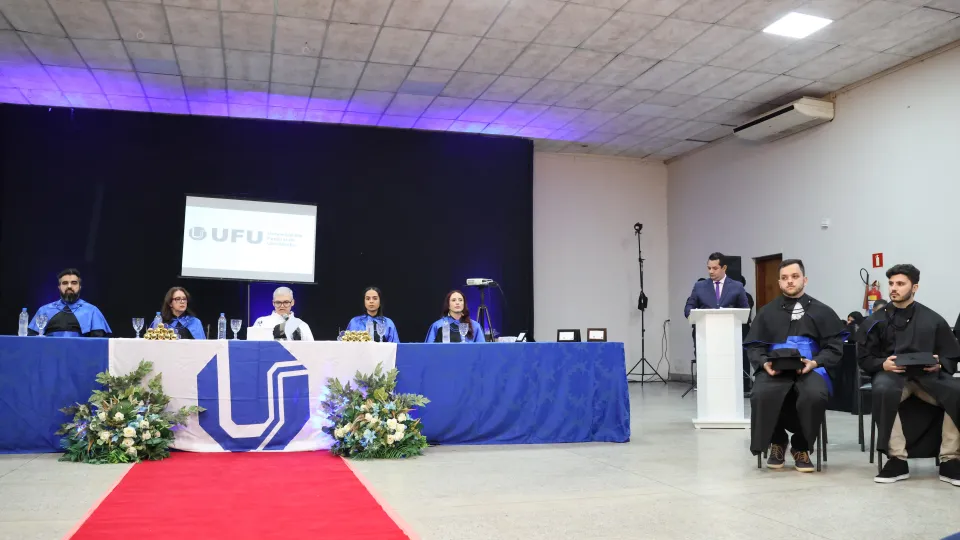 Colaram Grau 20 alunos de três cursos de graduação (foto: Marco Cavalcanti)