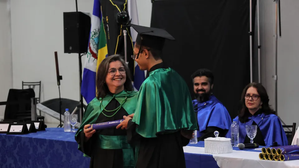 Colaram Grau 20 alunos de três cursos de graduação (foto: Marco Cavalcanti)