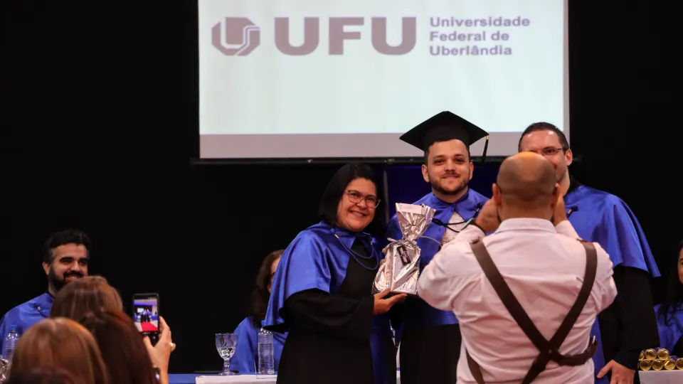 Colaram Grau 20 alunos de três cursos de graduação (foto: Marco Cavalcanti)