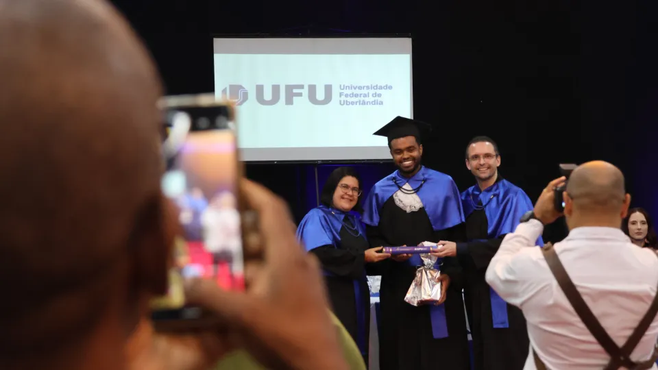 Colaram Grau 20 alunos de três cursos de graduação (foto: Marco Cavalcanti)