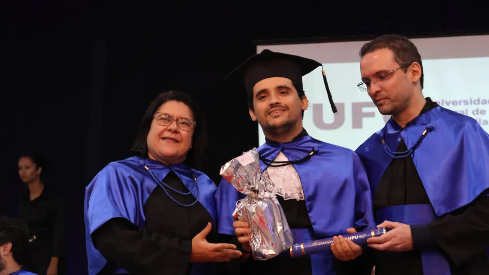 Colaram Grau 20 alunos de três cursos de graduação (foto: Marco Cavalcanti)