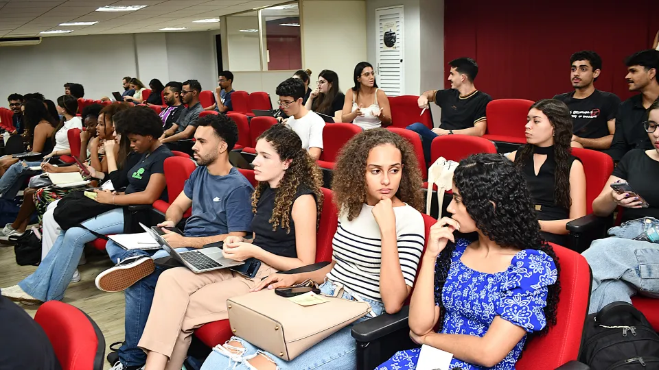 I Júri da Memória: Vozes por Ismene Mendes (Fotos: Milton Santos)