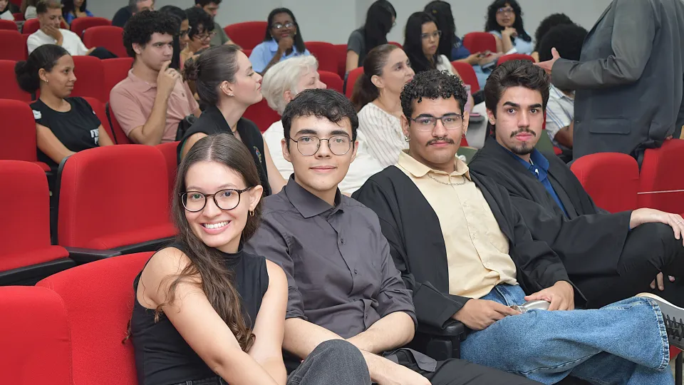 I Júri da Memória: Vozes por Ismene Mendes (Fotos: Milton Santos)
