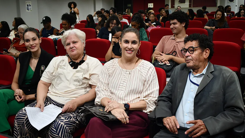 I Júri da Memória: Vozes por Ismene Mendes (Fotos: Milton Santos)