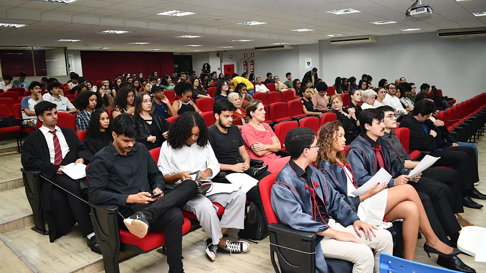 I Júri da Memória: Vozes por Ismene Mendes (Fotos: Milton Santos)