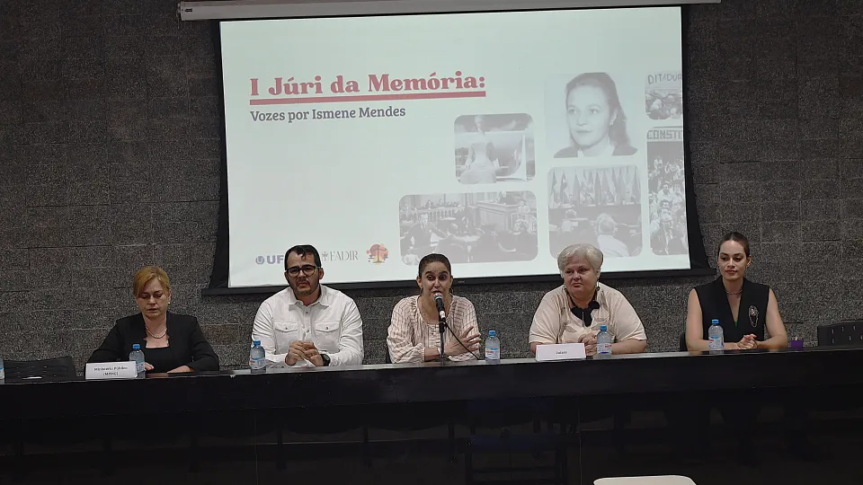I Júri da Memória: Vozes por Ismene Mendes (Fotos: Milton Santos)