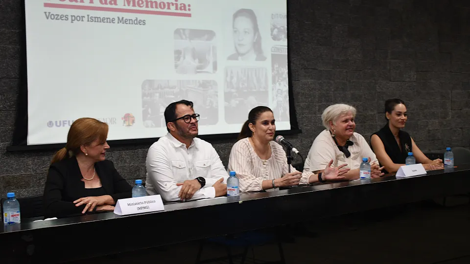 I Júri da Memória: Vozes por Ismene Mendes (Fotos: Milton Santos)