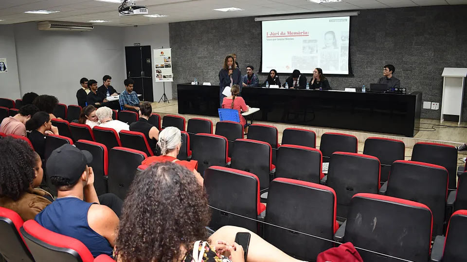 I Júri da Memória: Vozes por Ismene Mendes (Fotos: Milton Santos)