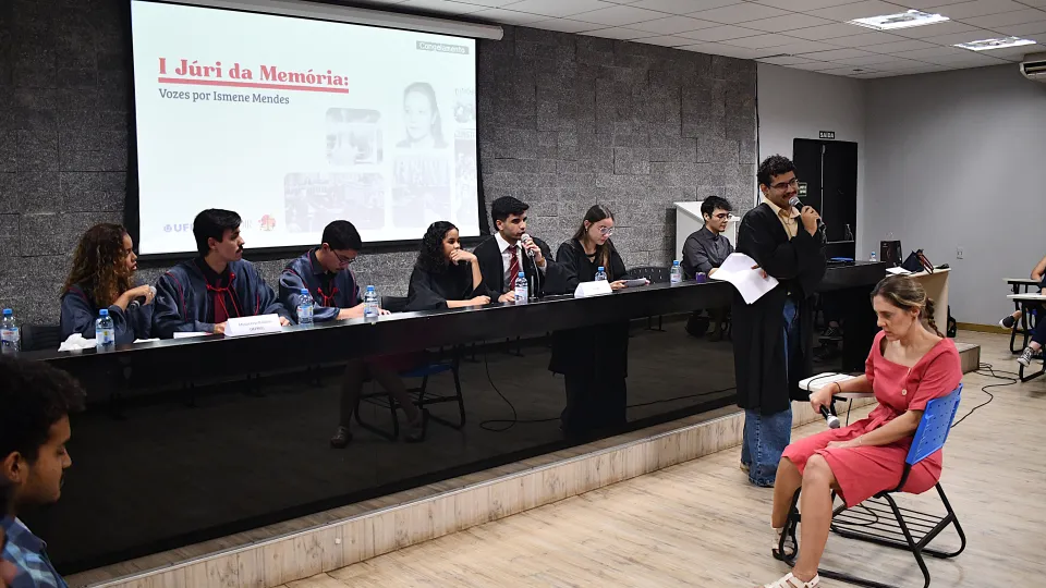 I Júri da Memória: Vozes por Ismene Mendes (Fotos: Milton Santos)