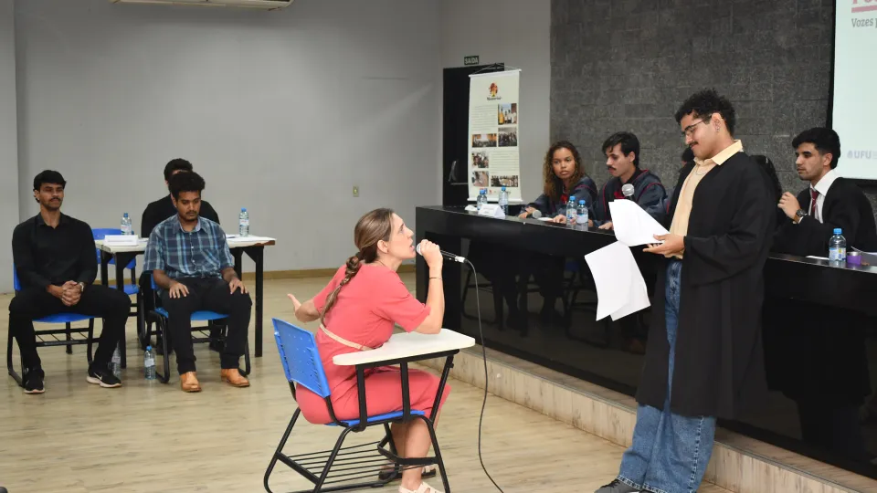 I Júri da Memória: Vozes por Ismene Mendes (Fotos: Milton Santos)