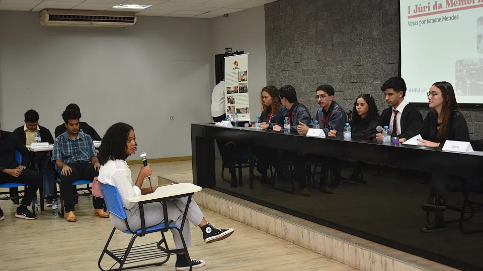 I Júri da Memória: Vozes por Ismene Mendes (Fotos: Milton Santos)
