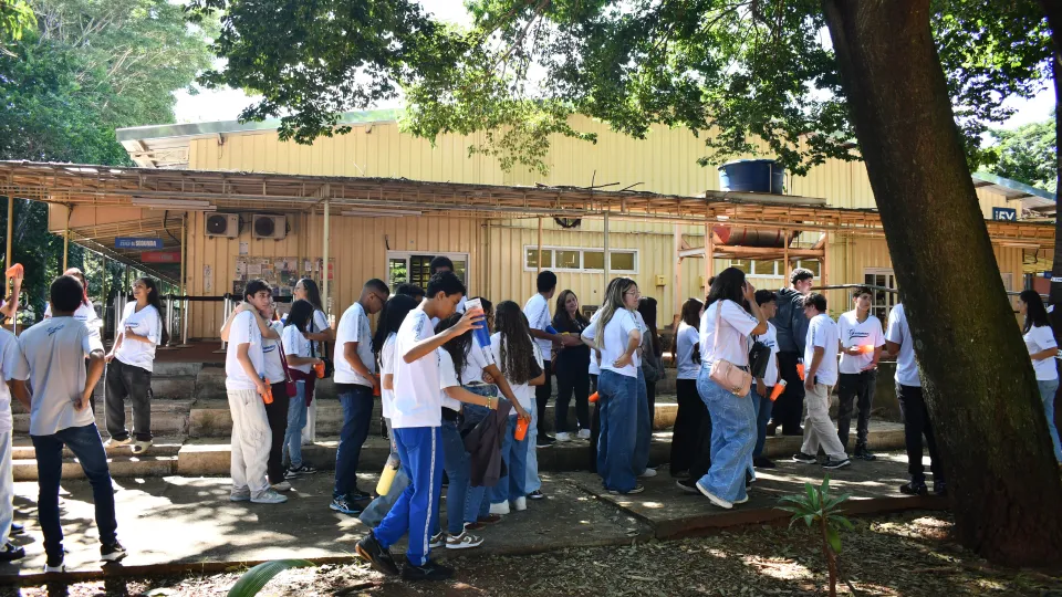 UFU na Escola alunos do ensino médio de Patos de Minas (Fotos: Milton Santos)