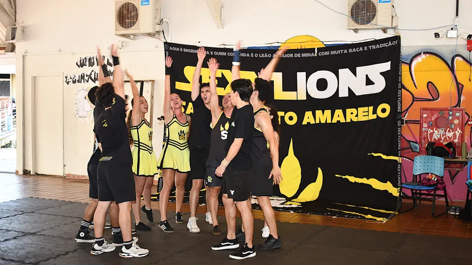 UFU na Escola alunos do ensino médio de Patos de Minas (Fotos: Milton Santos)