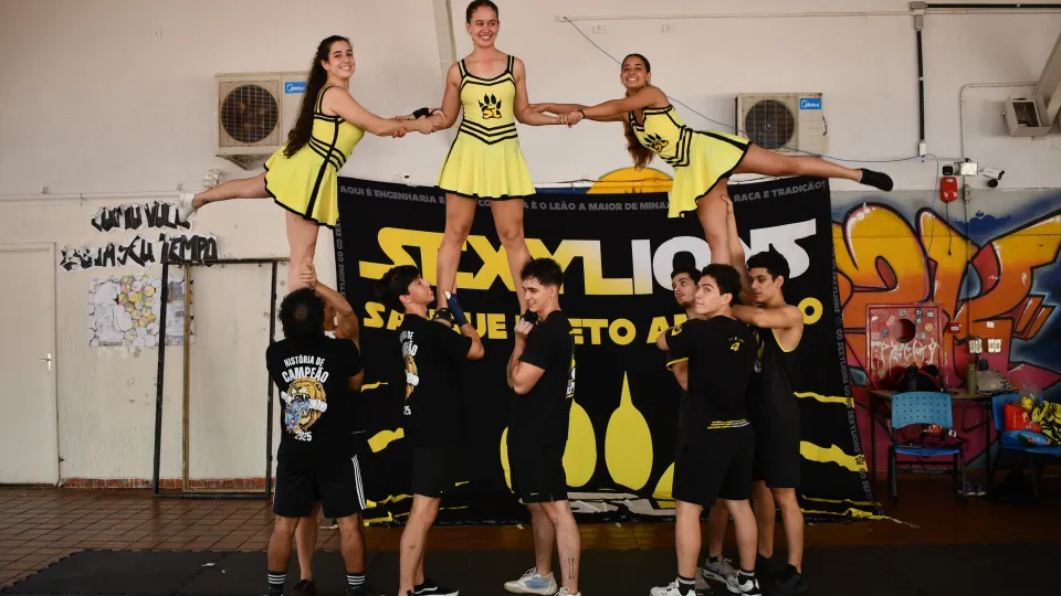 UFU na Escola alunos do ensino médio de Patos de Minas (Fotos: Milton Santos)