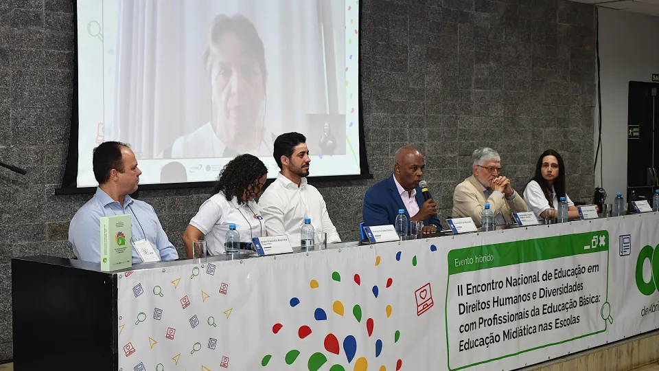 II Encontro Nacional de Educação em Direitos Humanos e Diversidades com Profissionais da Educação Básica: Educação Midiática nas Escolas