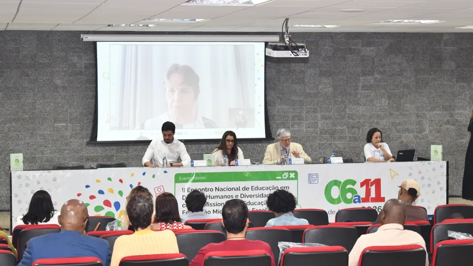 II Encontro Nacional de Educação em Direitos Humanos e Diversidades com Profissionais da Educação Básica: Educação Midiática nas Escolas