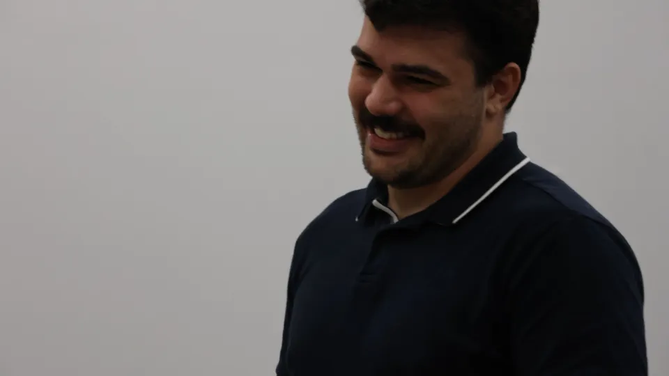 .