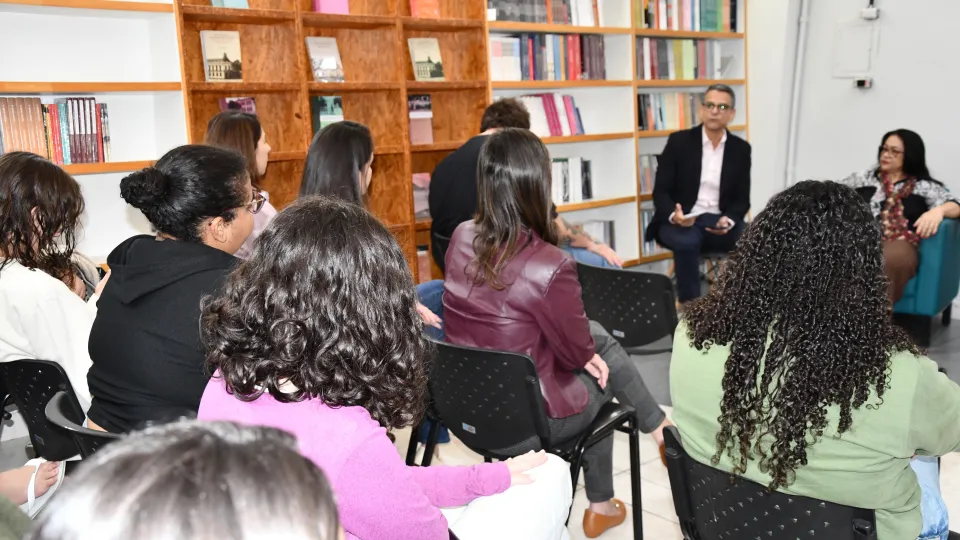 UFU lança Biblioteca de Acessibilidade (Beatriz Oliveira)